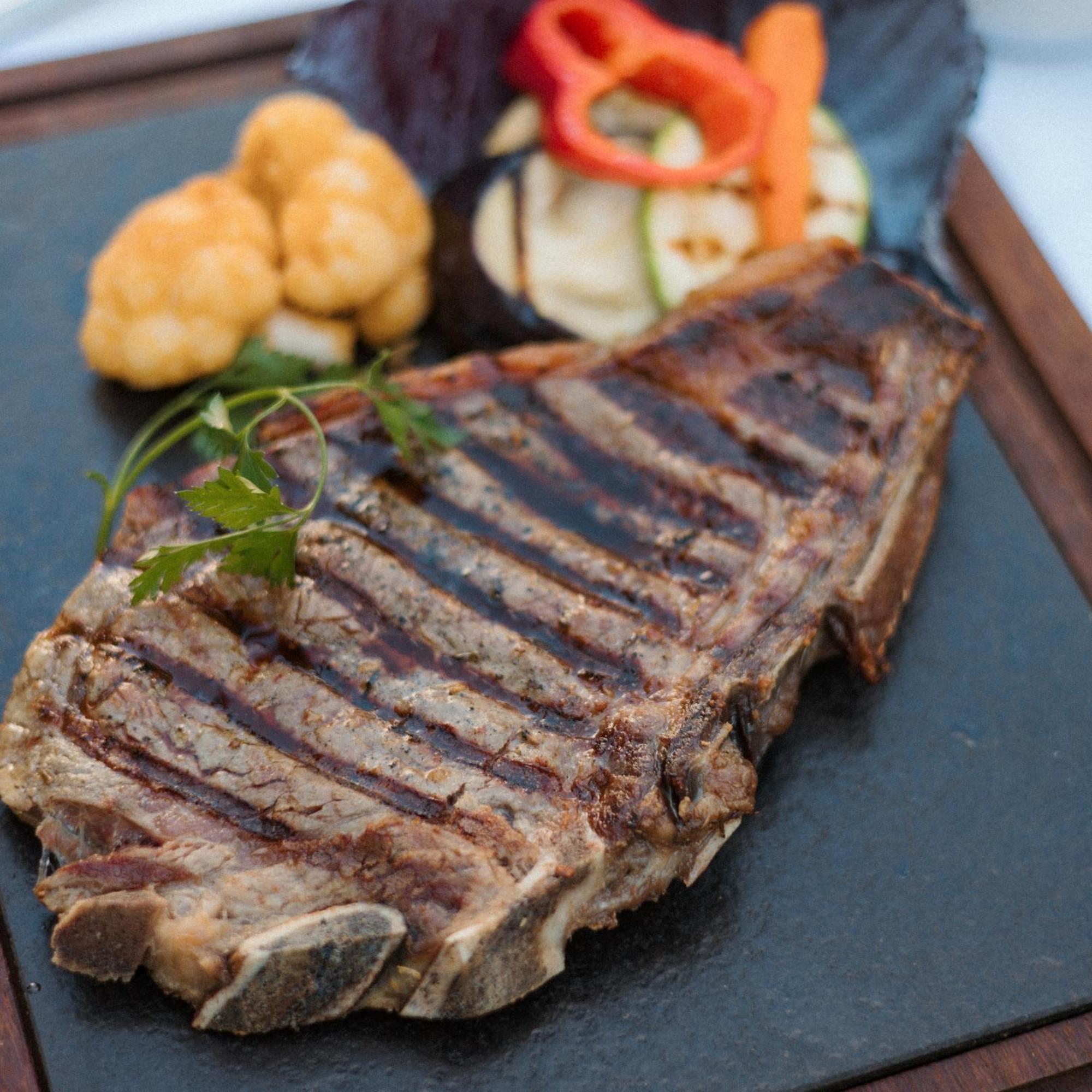 Amazona Hotel Pristina Kültér fotó