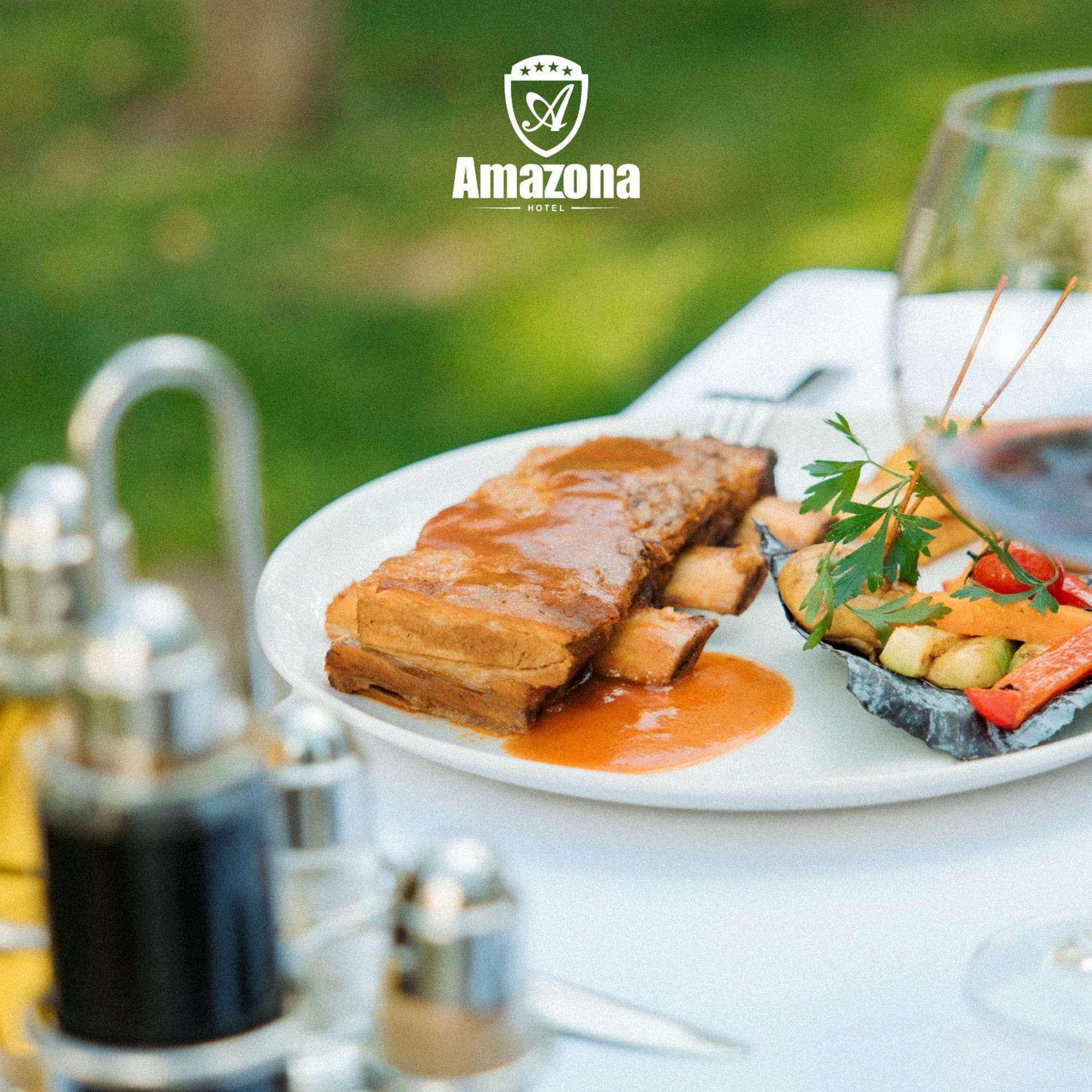 Amazona Hotel Pristina Kültér fotó