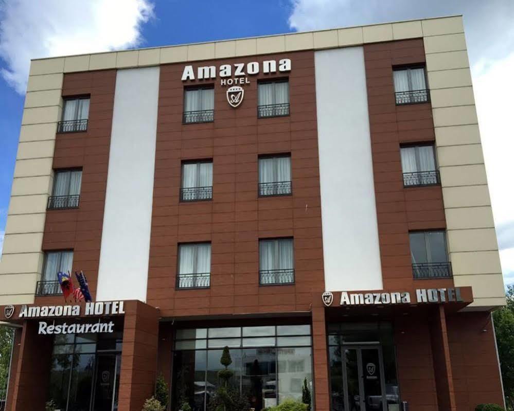 Amazona Hotel Pristina Kültér fotó